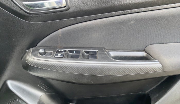 2023 Maruti Swift VXI, Petrol, Manual, 24,704 km, Driver Side Door Panels Control