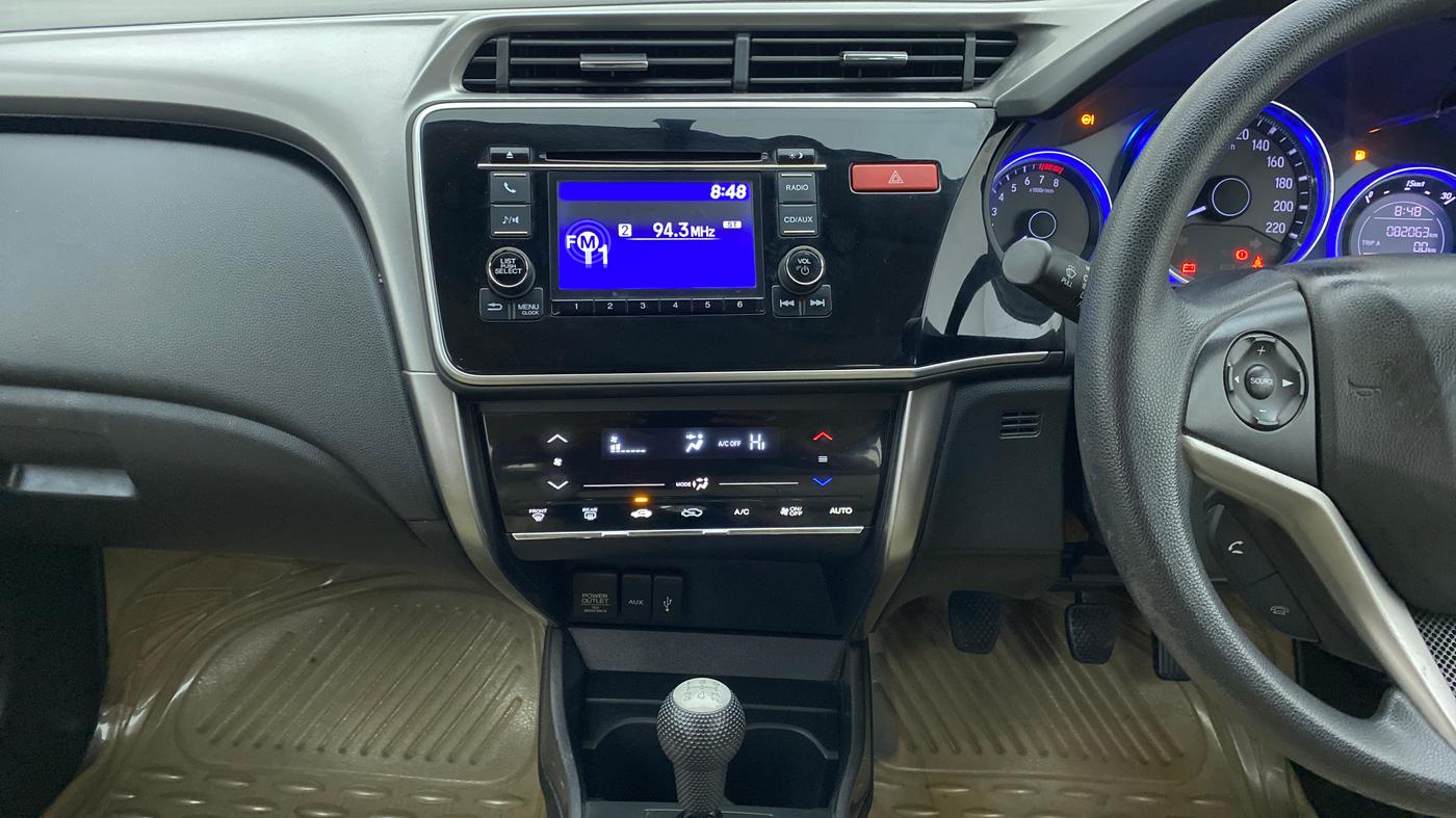2014 Honda City V MT PETROL, Petrol, Manual, 82,084 km, Air Conditioner