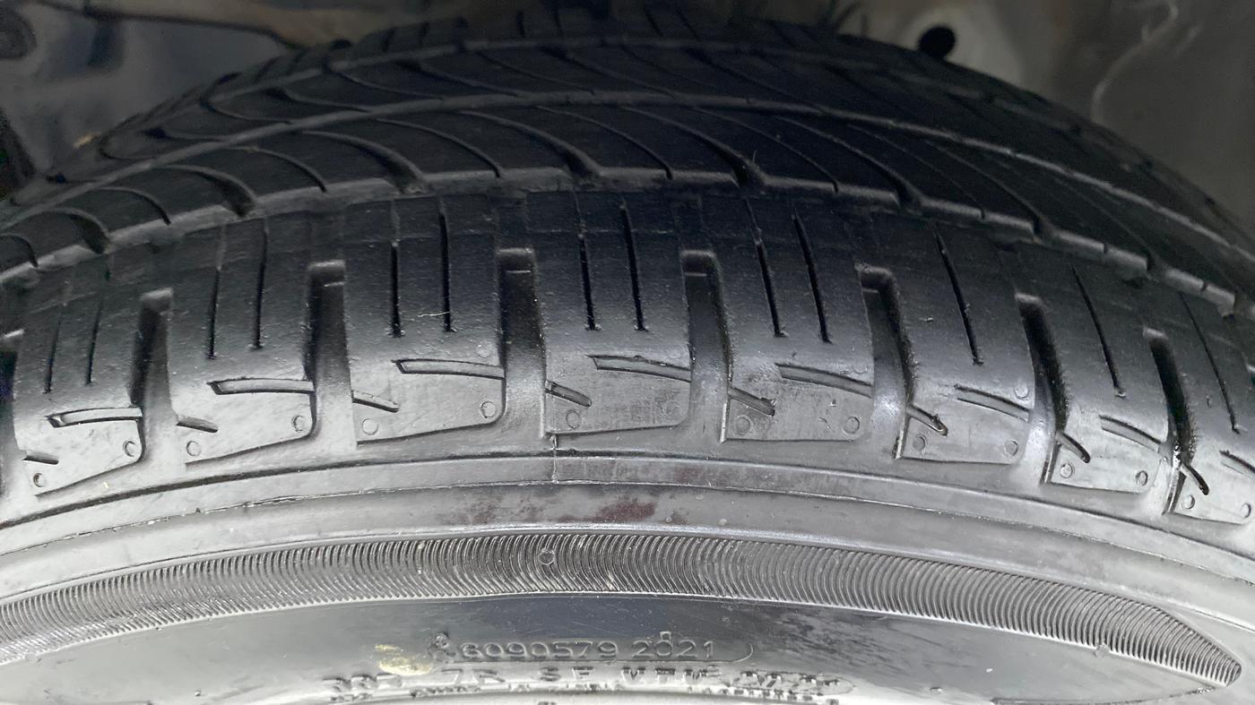 2014 Honda City V MT PETROL, Petrol, Manual, 82,084 km, Left Front Tyre Tread