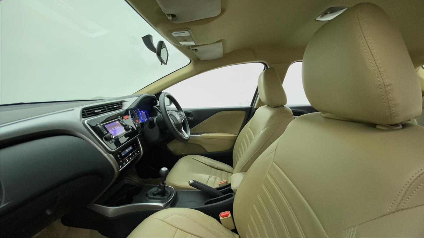 2014 Honda City V MT PETROL, Petrol, Manual, 82,084 km, Right Side Front Door Cabin