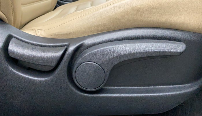 2019 Hyundai Creta 1.6 SX AT CRDI, Diesel, Automatic, 12,012 km, Driver Side Adjustment Panel