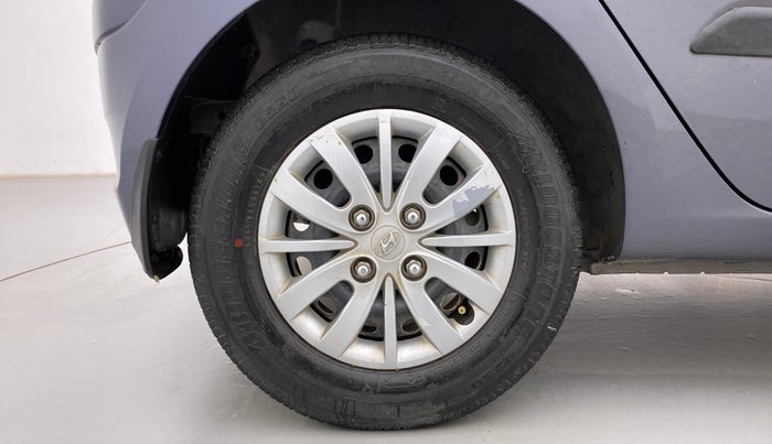 2014 Hyundai i10 SPORTZ 1.1, Petrol, Manual, 49,374 km, Right Rear Wheel