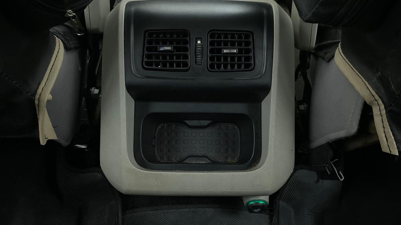 2019 Mahindra Scorpio S7 140 BHP 2WD, Diesel, Manual, 35,956 km, Rear AC Vents