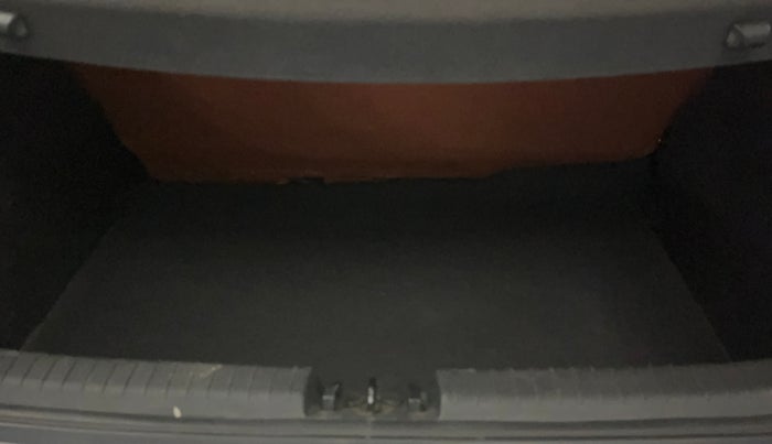 2018 Hyundai Elite i20 ASTA 1.2, Petrol, Manual, 88,615 km, Boot Inside