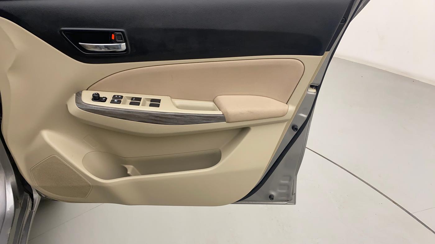 2022 Maruti Dzire ZXI AMT, Petrol, Automatic, 45,640 km, Driver Side Door Panels Control