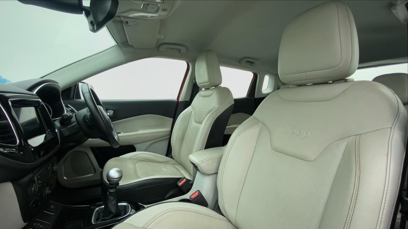 2018 Jeep Compass LIMITED (O) 2.0, Diesel, Manual, 30,896 km, Right Side Front Door Cabin