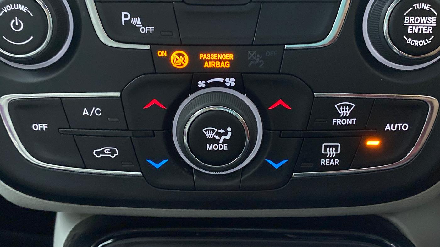 2018 Jeep Compass LIMITED (O) 2.0, Diesel, Manual, 30,896 km, Automatic Climate Control