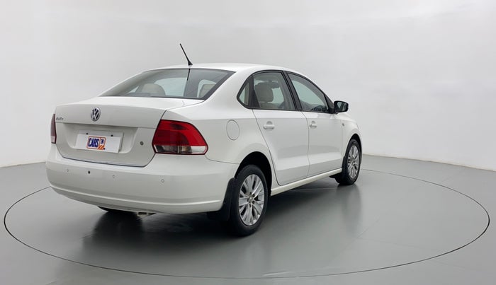 2015 Volkswagen Vento HIGHLINE PETROL, Petrol, Manual, 38,907 km, Right Back Diagonal