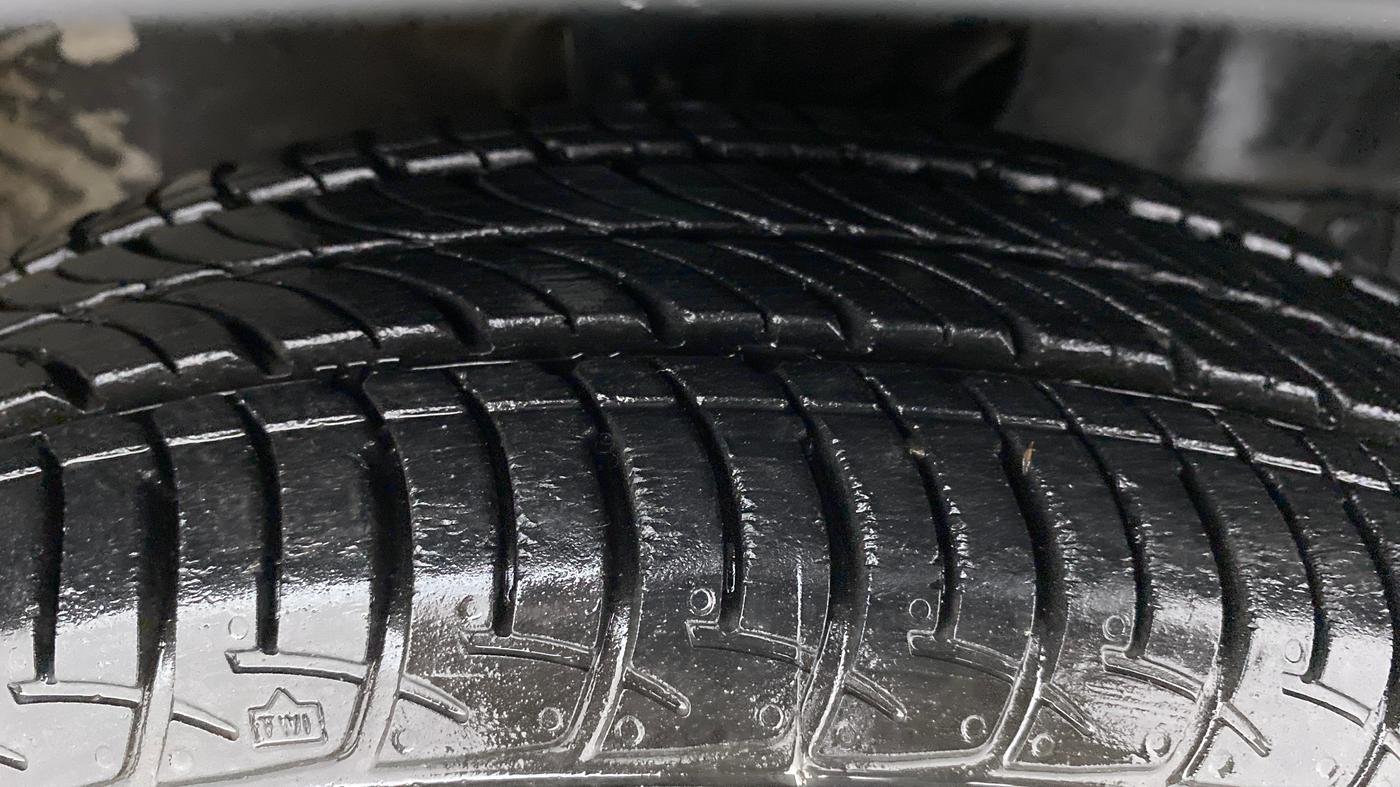 2019 Maruti New Wagon-R VXI 1.2L, Petrol, Manual, 8,350 km, Right Front Tyre Tread