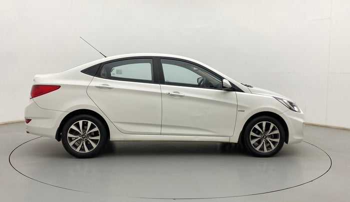 2014 Hyundai Verna FLUIDIC 1.6 CRDI SX, Diesel, Manual, 58,362 km, Right Side View