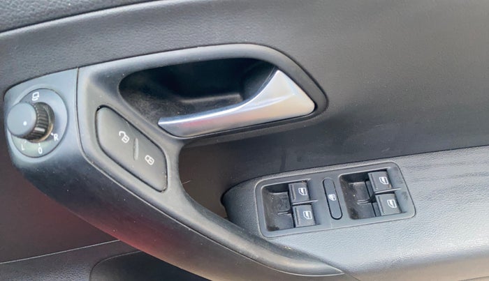 2020 Volkswagen Polo 1.0 GT TSI AT, Petrol, Automatic, 7,871 km, Driver Side Door Panels Control