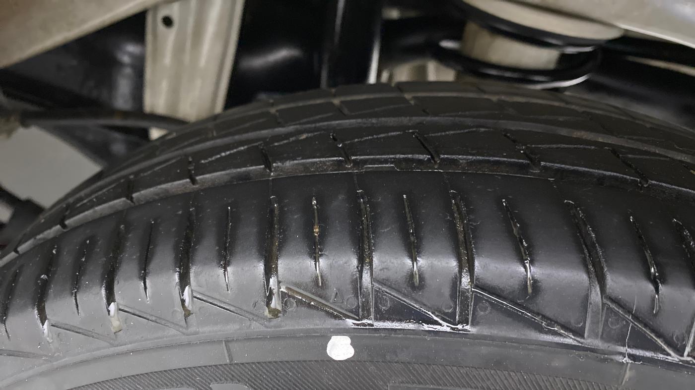 2021 Maruti Alto LXI, Petrol, Manual, 40,627 km, Left Rear Tyre Tread