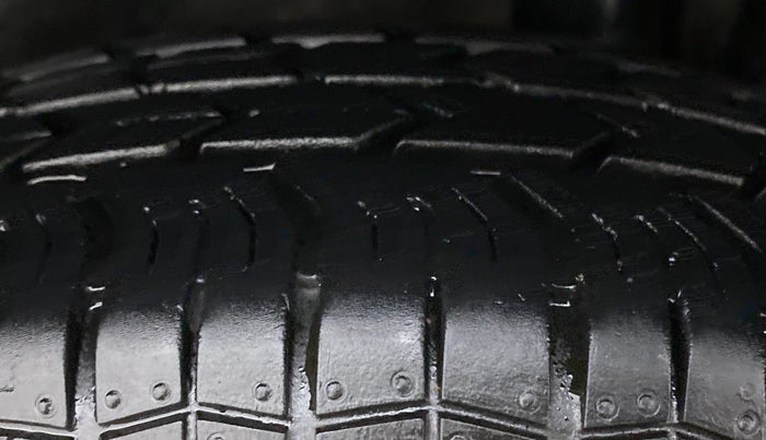 2012 Maruti Swift Dzire VXI, Petrol, Manual, 72,769 km, Left Rear Tyre Tread
