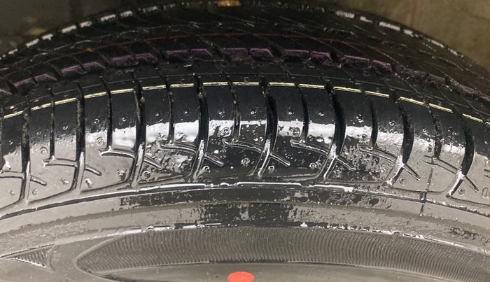 2020 Maruti New Wagon-R ZXI 1.2 AMT, Petrol, Automatic, 38,427 km, Left Front Tyre Tread
