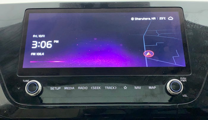 2022 KIA CARENS LUXURY PLUS 1.4 PETROL 6 STR, Petrol, Manual, 9,041 km, Infotainment System