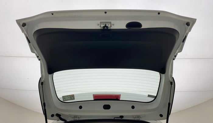 2022 KIA CARENS LUXURY PLUS 1.4 PETROL 6 STR, Petrol, Manual, 9,041 km, Boot Door Open