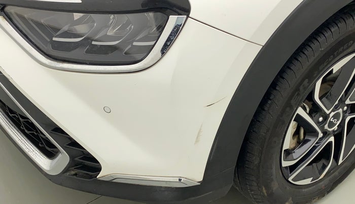 2022 KIA CARENS LUXURY PLUS 1.4 PETROL 6 STR, Petrol, Manual, 9,041 km, Front bumper - Minor scratches