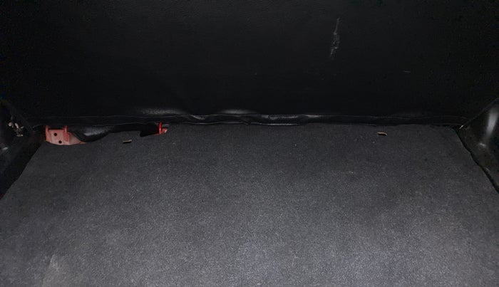 2018 Maruti Swift VXI AMT D, Petrol, Automatic, 25,412 km, Boot Inside