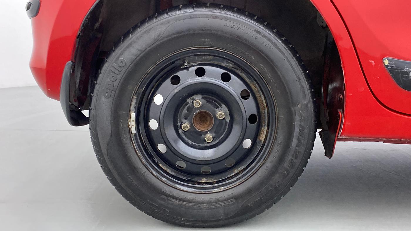 2018 Maruti Swift VXI AMT D, Petrol, Automatic, 25,412 km, Right Rear Wheel