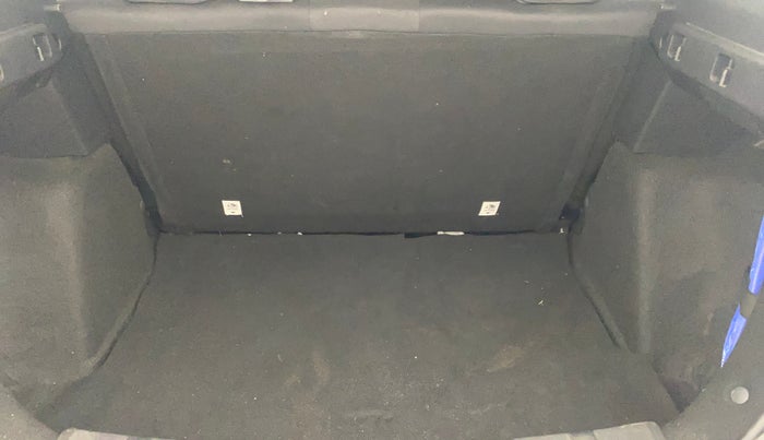 2024 Tata NEXON SMART+ SUNROOF 1.2 PETROL, Petrol, Manual, 21,501 km, Boot Inside