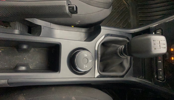 2024 Tata NEXON SMART+ SUNROOF 1.2 PETROL, Petrol, Manual, 21,501 km, Gear Lever