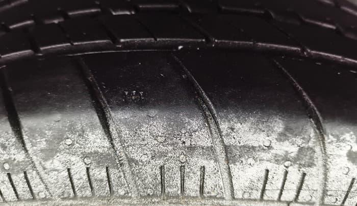 2012 Maruti Ertiga VDI, Diesel, Manual, 85,918 km, Right Rear Tyre Tread
