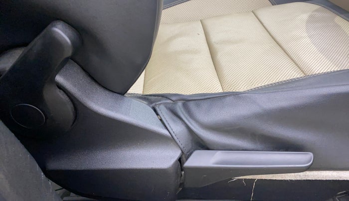 2023 Skoda SLAVIA STYLE 1.0L TSI AT, Petrol, Automatic, 54,830 km, Driver Side Adjustment Panel