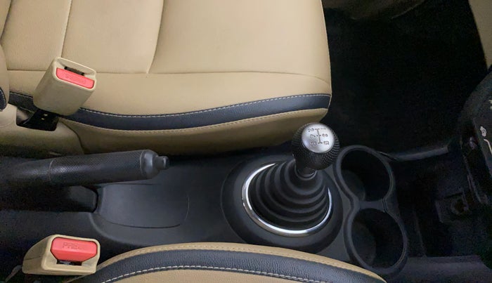 2015 Honda Amaze 1.2L I-VTEC S, Petrol, Manual, 42,502 km, Gear Lever