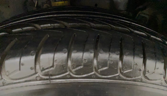 2019 Ford Ecosport TITANIUM + 1.5L PETROL AT, Petrol, Automatic, 23,206 km, Right Front Tyre Tread