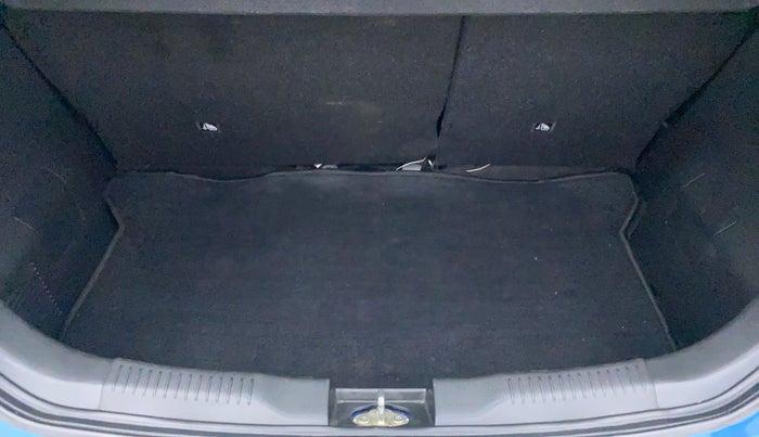 2017 Maruti IGNIS DELTA 1.2 K12, Petrol, Manual, 21,105 km, Boot Inside