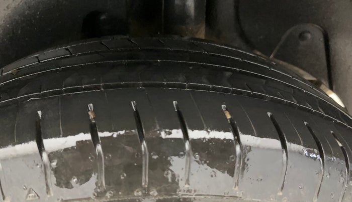 2021 Hyundai Creta EX 1.5 PETROL, Petrol, Manual, 68,001 km, Left Rear Tyre Tread