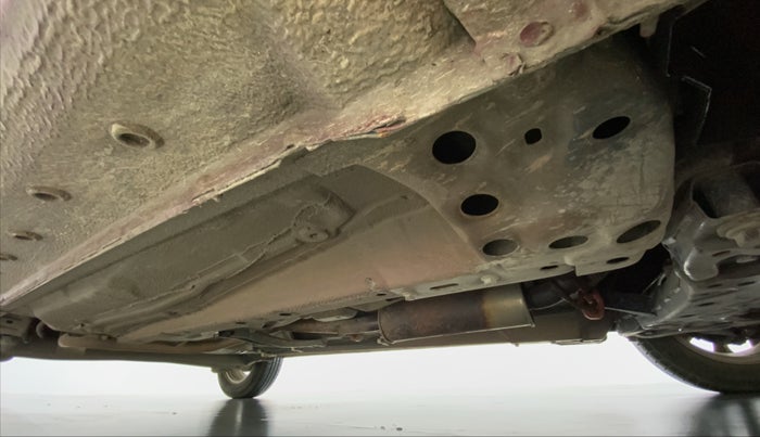 2015 Ford Figo Aspire 1.2 TITANIUM PETROL, Petrol, Manual, 23,639 km, Right Side Underbody