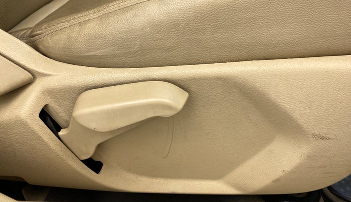 2015 Ford Figo Aspire 1.2 TITANIUM PETROL, Petrol, Manual, 23,639 km, Driver Side Adjustment Panel