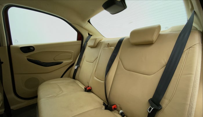 2015 Ford Figo Aspire 1.2 TITANIUM PETROL, Petrol, Manual, 23,639 km, Right Side Door Cabin View