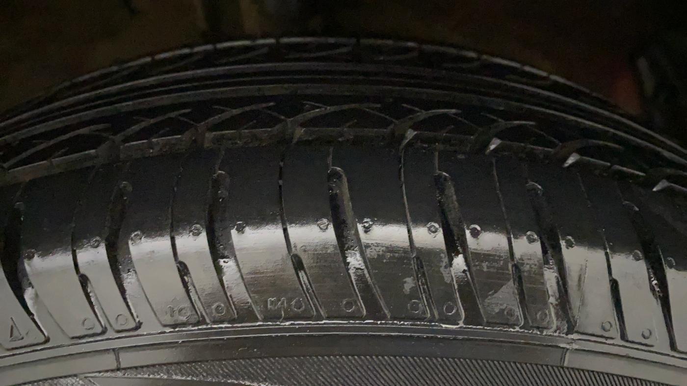 2010 Hyundai i20 MAGNA 1.2, Petrol, Manual, 62,822 km, Left Rear Tyre Tread