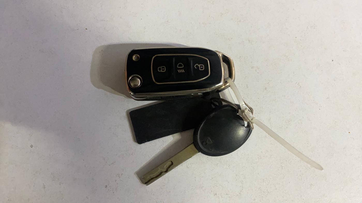 2020 Tata Tiago XT PETROL, Petrol, Manual, 38,032 km, Key Close Up