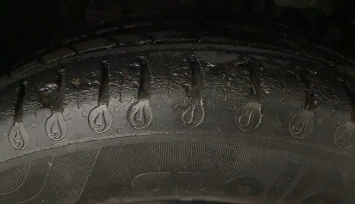 2020 Tata Tiago XT PETROL, Petrol, Manual, 38,032 km, Right Front Tyre Tread