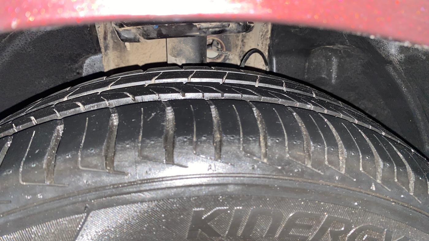 2021 Tata TIGOR XZA PLUS PETROL, Petrol, Automatic, 66,737 km, Right Front Tyre Tread