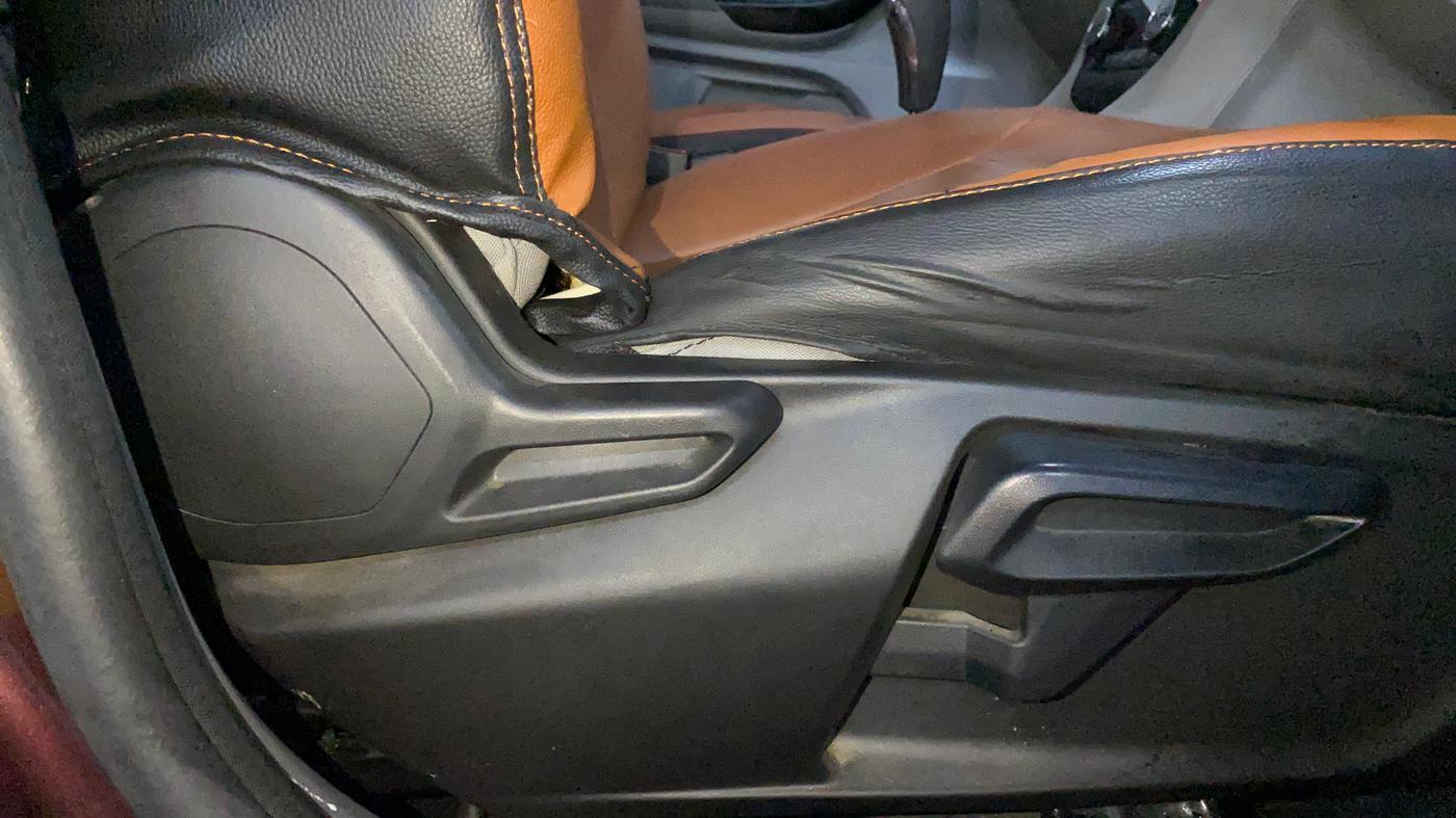 2021 Tata TIGOR XZA PLUS PETROL, Petrol, Automatic, 66,737 km, Driver Side Adjustment Panel