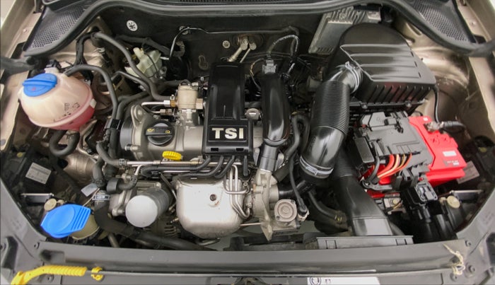 2017 Volkswagen Vento HIGHLINE 1.2 TSI AT, Petrol, Automatic, 42,535 km, Open Bonet