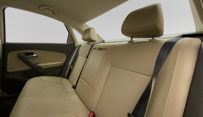 2017 Volkswagen Vento HIGHLINE 1.2 TSI AT, Petrol, Automatic, 42,535 km, Right Side Rear Door Cabin