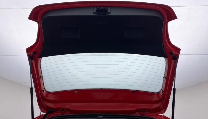 2018 Volkswagen Polo COMFORTLINE 1.0 PETROL, Petrol, Manual, 27,368 km, Boot Door Open