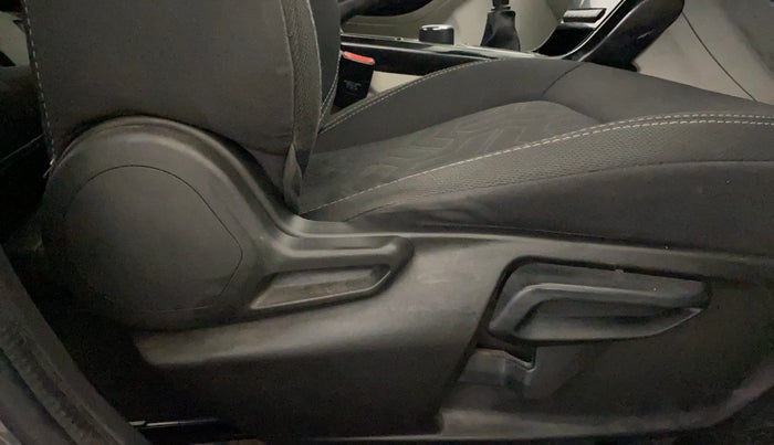 2022 Tata NEXON XZ PLUS (HS) PETROL, Petrol, Manual, 83,410 km, Driver Side Adjustment Panel