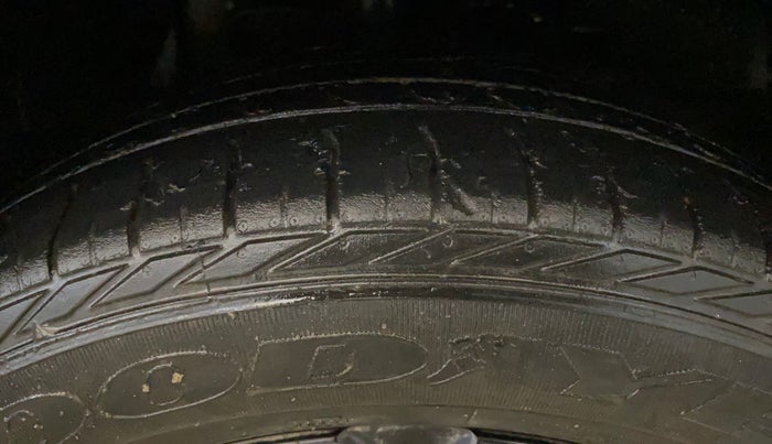 2022 Tata NEXON XZ PLUS (HS) PETROL, Petrol, Manual, 83,410 km, Right Front Tyre Tread