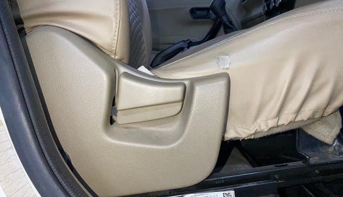 2022 Mahindra BOLERO NEO N 8, Diesel, Manual, 62,908 km, Driver Side Adjustment Panel