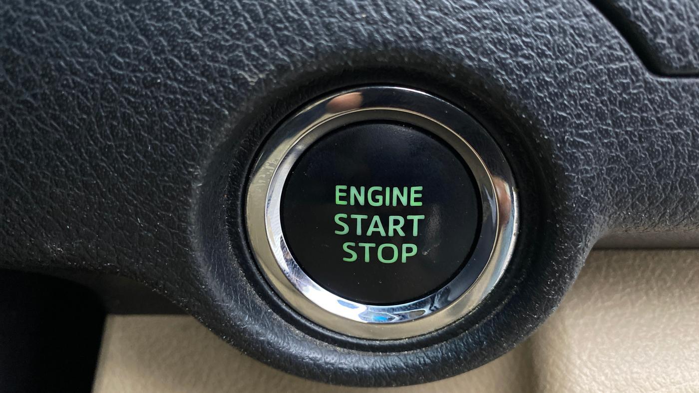 2013 Toyota Camry 2.5L AT, Petrol, Automatic, 46,653 km, Keyless Start/ Stop Button