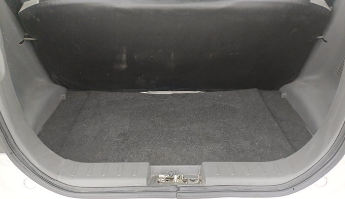 2015 Maruti Alto 800 LXI, Petrol, Manual, 11,926 km, Boot Inside