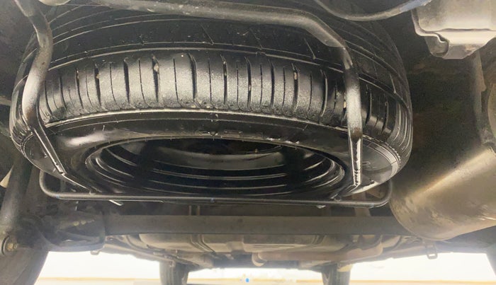 2014 Maruti Ertiga VXI, Petrol, Manual, 64,565 km, Spare Tyre