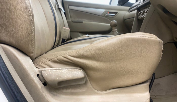 2014 Maruti Ertiga VXI, Petrol, Manual, 64,565 km, Driver Side Adjustment Panel