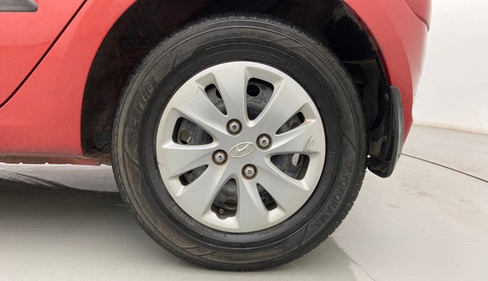 2010 Hyundai i10 MAGNA 1.2, Petrol, Manual, 83,958 km, Left Rear Wheel